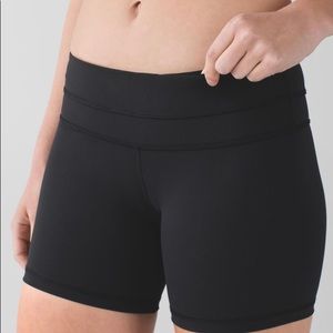 Black Lululemon Groove Shorts Size 4